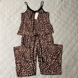 Women cheetah pajamas